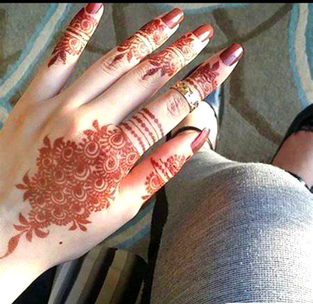 💕Mandhi design💕