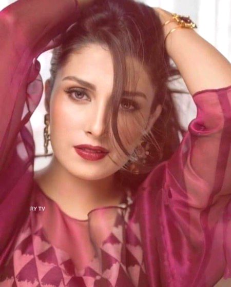 Pakistani Celebs image