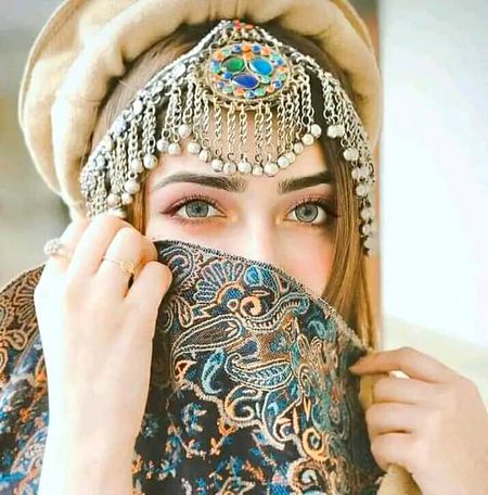 Beautiful People image