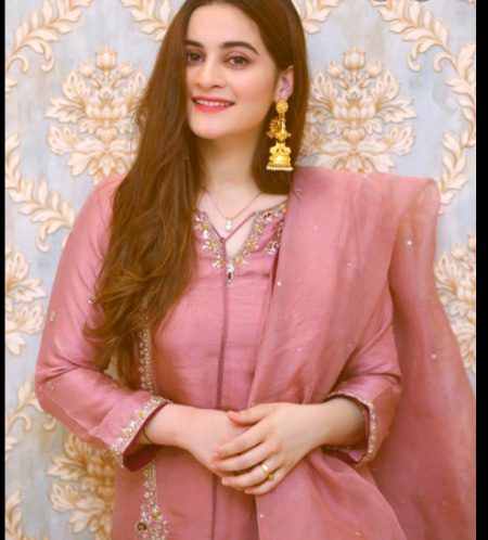 Pakistani Celebs image