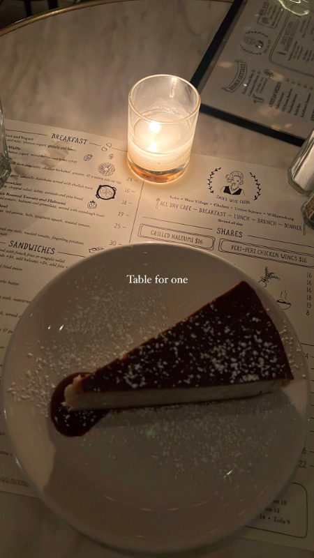 Tabl for one