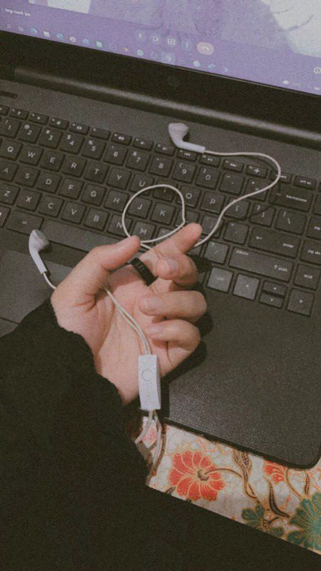 Tum apna kam se Kam Rakho.