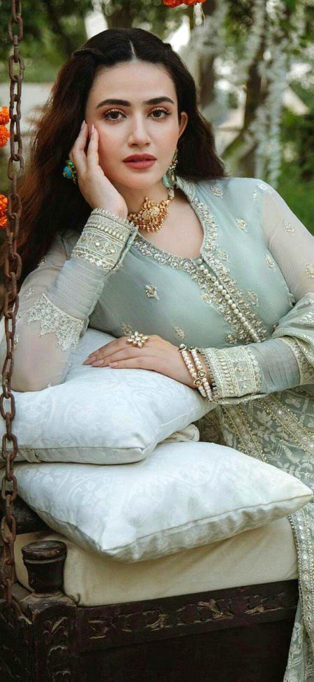 Pakistani Celebs image