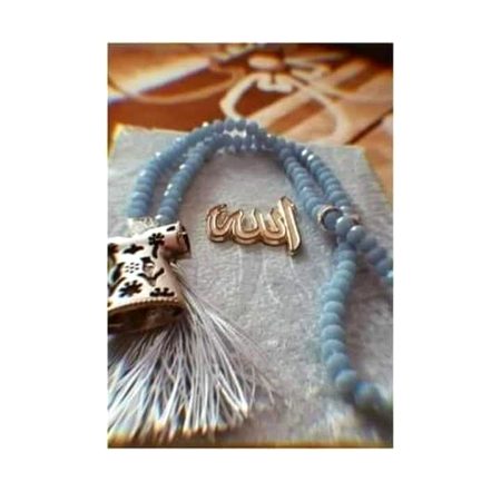 سجدے مکمل کرنے والوں کی کہانیاں اللہ نامکمل نہیں چھوڑتا۔ ❤️🌸