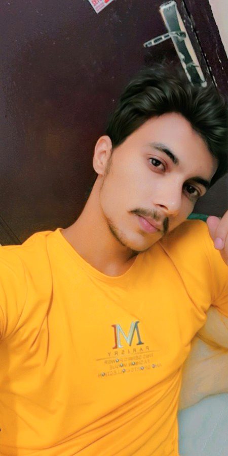 تمکو پانے کی تمنا میں گزری ہوتی
  ایک جان اور بی ہوتی تمہاری ہوتی