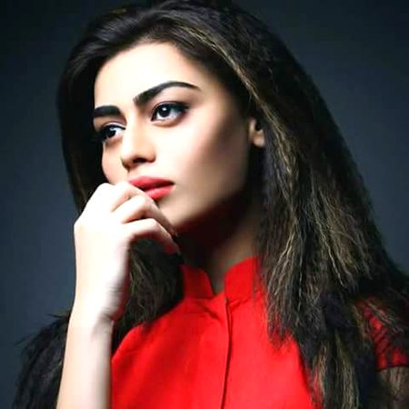 بس بہت دیکھ لے خواب سُہانے دن کے...
اب وہ باتوں کی رفاقت سے نہ بہلایا کرے