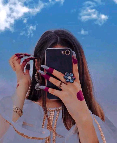 Beautiful People image