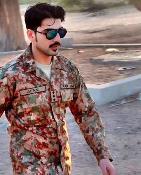 مجھ سے #نفرت واجب ہے صاحب 😌
 نہ کرو گے تو #محبت ہو جائے گی😉