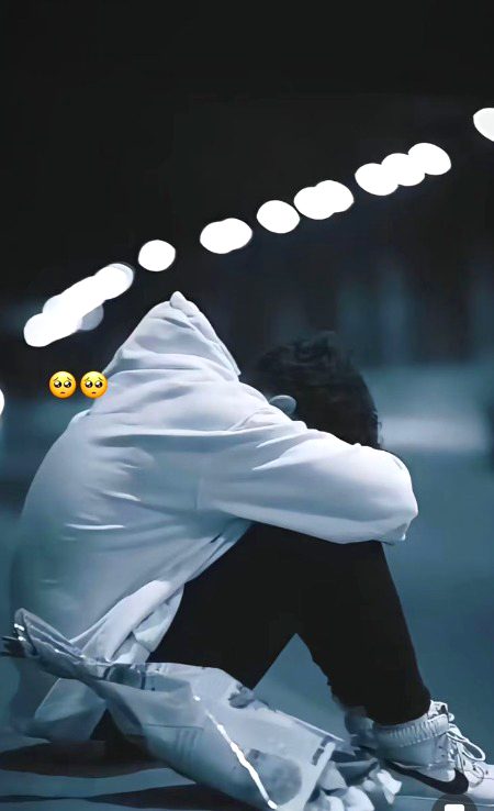 فکر کرنی چھوڑ دی دونوں نے 
اس نے میری اور میں نے اپنی