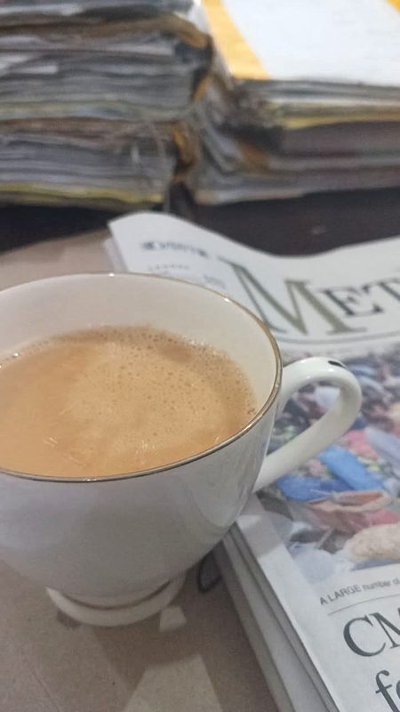 دل کو بہلانے کے لیے کچھ تو چاہیے
 چاہ نہ سہی، تو چائے ہی سہی🤎