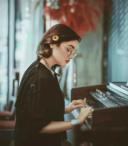 Beautiful People image