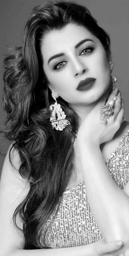 Beautiful People image