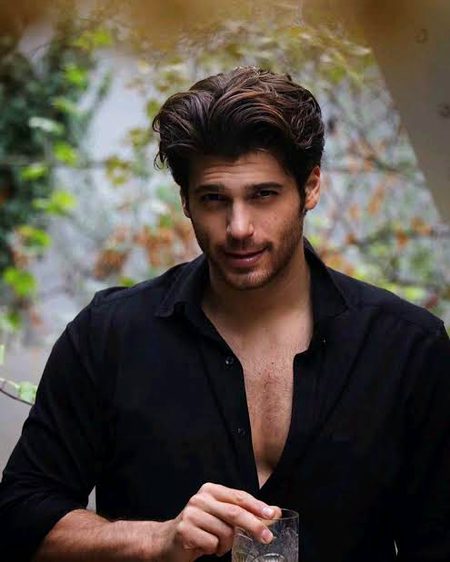Turkish Celebs image
