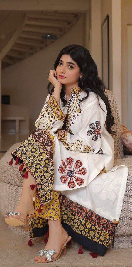 Pakistani Celebs image