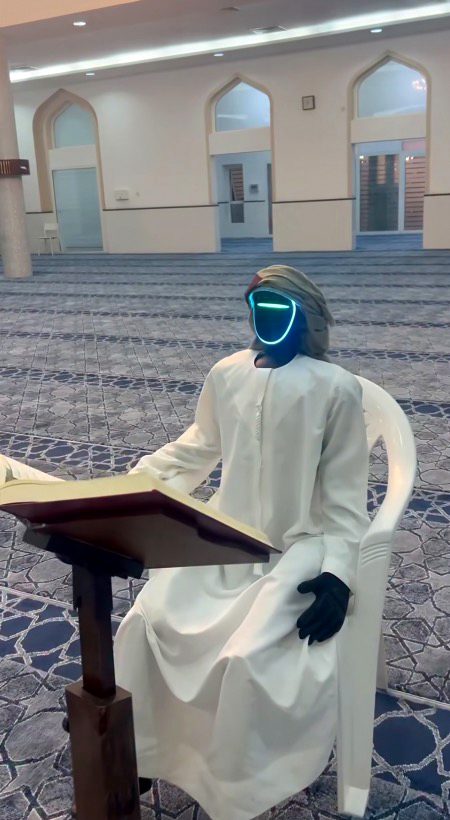 🤍ماشاءالله روبوت يقرأ القرآن