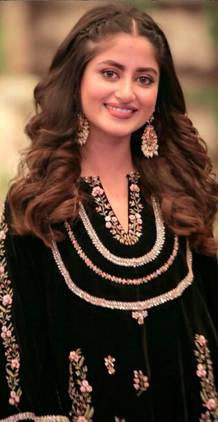 Pakistani Celebs image