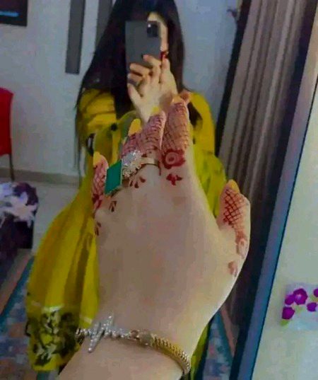 Mehndi Design image