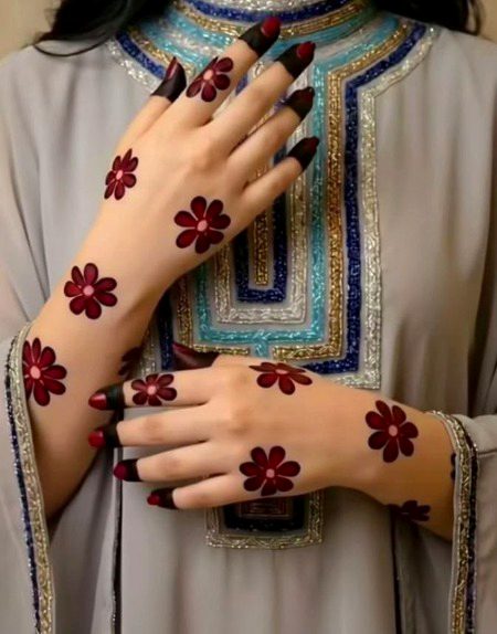Mehndi.