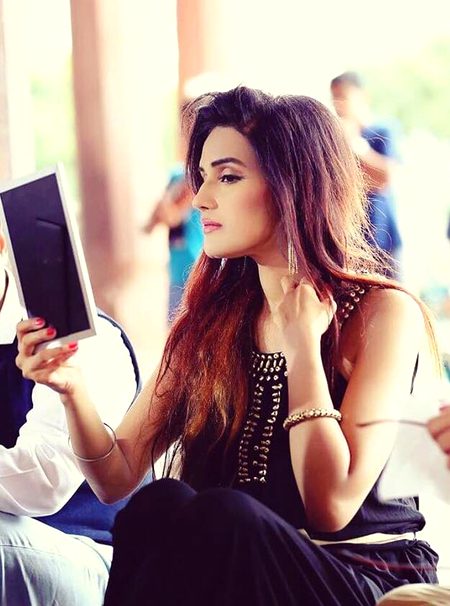 Beautiful People image