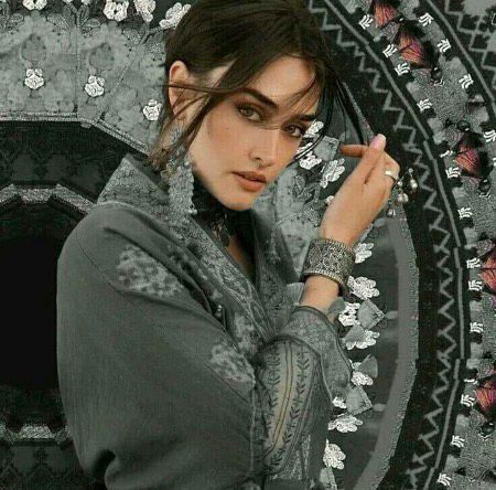 Turkish Celebs image