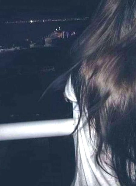 میں کسی کے کتاب ھستی میں۔۔ ۔۔ ۔۔ ضروری تھی اب اضافی ھو 💔