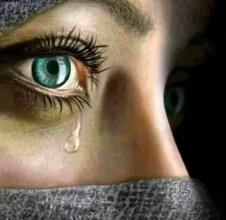 Hanjoo  Akhiyaan  dy  weery  vich paandy  ney  Tamalaan  😓