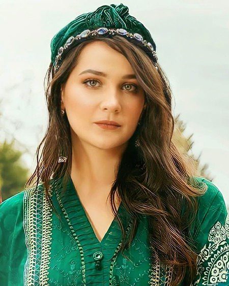 Turkish Celebs image