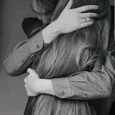 کیوں ڈر سے بند کرتے ہو آنکھیں؟؟؟ یقین کرو کوئی چومنے سے نہیں مرتا