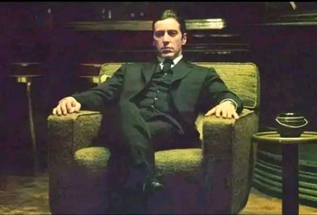 "یہ دنیا ہمدردی، دوستانہ رویوں، نرمی اور خلوص کی قاتل ہے اور منافقت، مصنوعی پن اور دوغلے پن کی عاشق ہے."📚🖋️🖋️🖋️