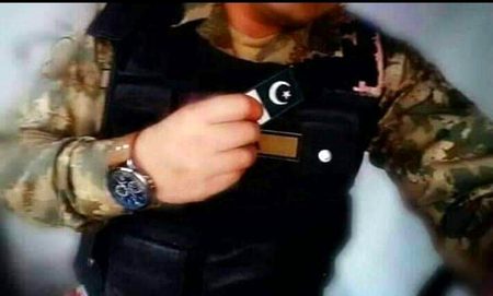 گھڑی پہن لی 😉😉😉😉
   دوپٹہ خود پنسا لینا 😍😍😍
اتنا بھی نی کر سکتی 😉😉