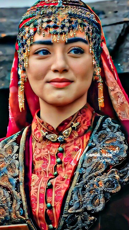 Turkish Celebs image