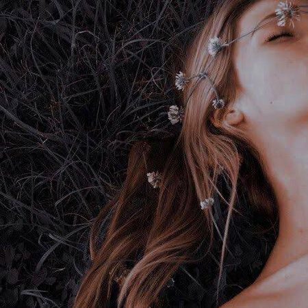 مجھے پرواہ نہیں زمانے کی...
مجھے مجھ سے بہتر کوئی نہیں جانتا __🖤