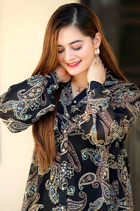 Pakistani Celebs image