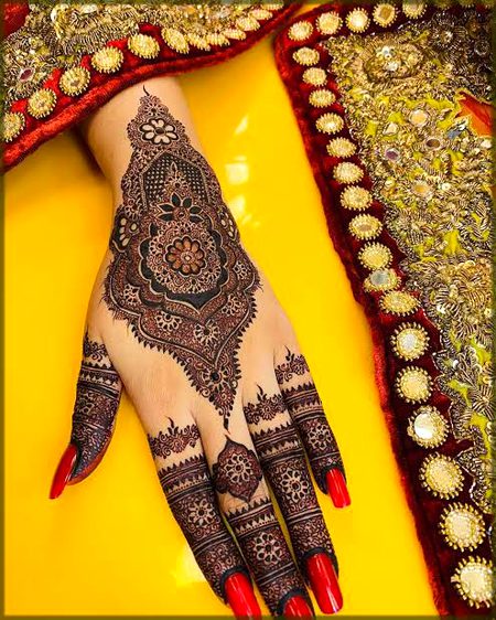Mehndi Design image