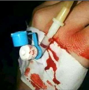 اِتنی شدَت سےوہ میری رَگُوں میں اُترگیا.n1کہ اُسےبُھولنےکےلئےاب مُجھےمَرناہوگا.g5ہ
