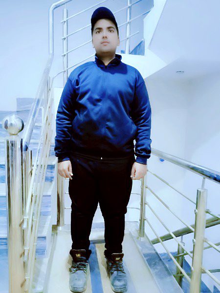 Jana tu aata nahi..
Sapno se jaata Nahi..