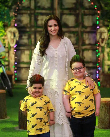 Pakistani Celebs image