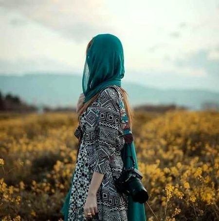 محبت آزمانی ہو تو بس اتنا ہی کافی ہے ۔۔۔💞
ذرا سا روٹھ کر دیکھو منانے کون آتا ہے ۔۔۔!!💞