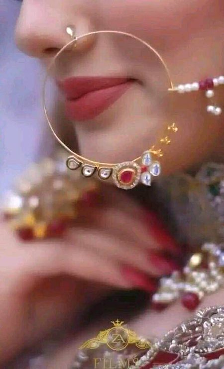 اِس دُنیا میں اگر کوئی تُم جیسا ہوتا تو
 یقین مانو جاناں وہ پھر بھی تُم جیسا نہ ہوتا..🥀❤