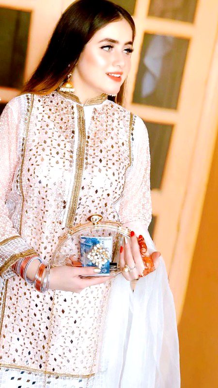 Beautiful People image