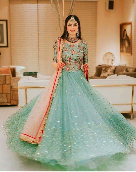 Beautiful People image