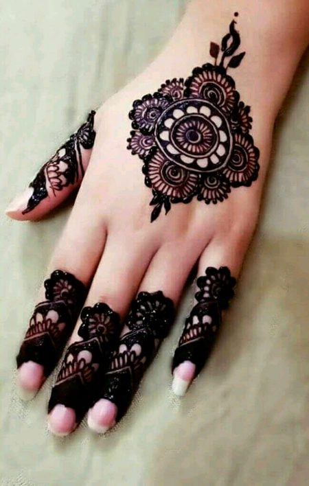 Mehndi Design image
