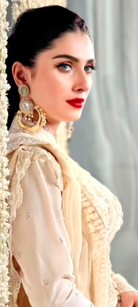 Pakistani Celebs image