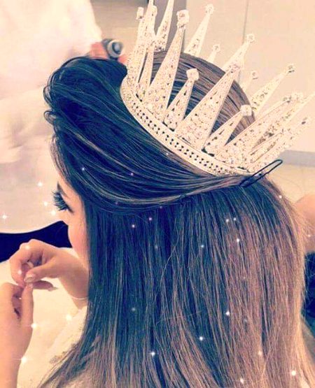 وفا کرنا بھی سیکھو عشق کی نگری میں
صرف دل لگانے سے، دِلوں میں گھر نہیں بنتے
🥀🥀🥀