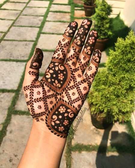 Mehndi Design image