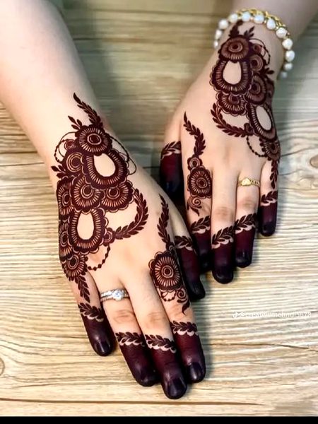 Mehndi Design image