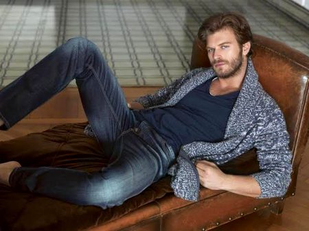 Turkish Celebs image