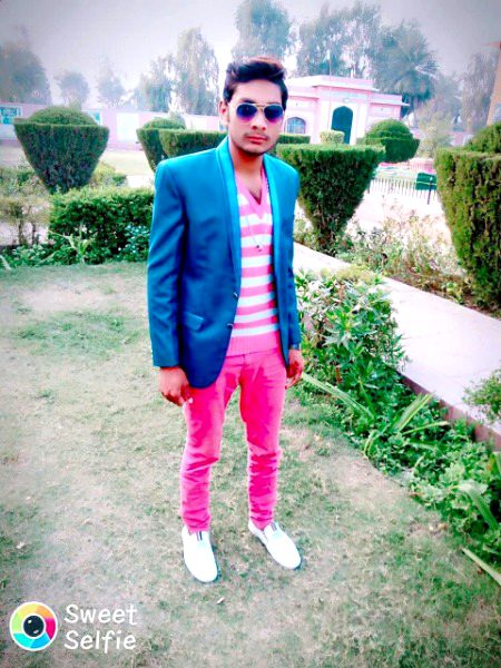 تم جو ہوتے تو بات اور تھی
اب کے بارش تو صرف پانی ہے