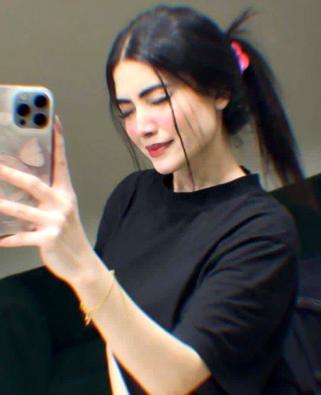 Beautiful People image