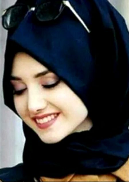 ہے تیرے عنایت تجھ سے ملی ھے ٠٠٠ہونٹوں پہ میرے کھلی جو ہسی ہے 
اُسے میرا چہرا چھپا بھی نا پاٸے ٠٠٠٠تجھے 
 پا کے حاصل ہوٸی جو خوشی ہے